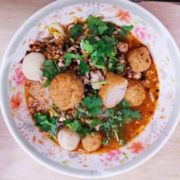 บะหมี่ต้มยำ