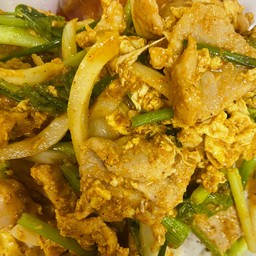 ผัดผงกะหรี่หมูชิ้น