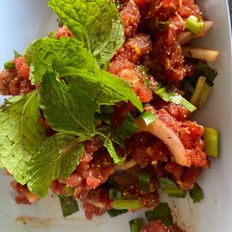 ก้อยเนื้อขม