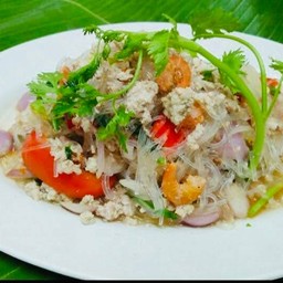 ยำวุ้นเส้นหมูสับ