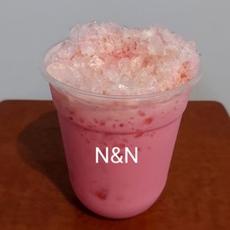 นมชมพูเย็นพร้อมดื่ม