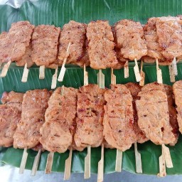 ปิ้งย่างทอด รัชพล ถนนอุบล-ตระการ