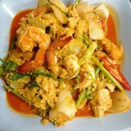 กุ้งผัดผงกะหรี่