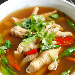 ต้มยำชุปเปอร์ตีนไก่