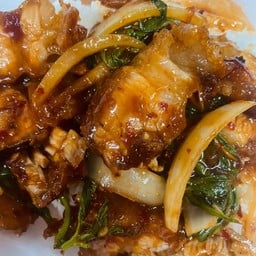 ผัดพริกเผาหมูกรอบ