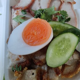 ข้าวหมูแดง