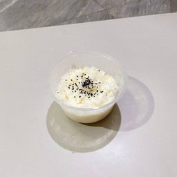 Salmon Momo สามัคคี 63 บางตลาด