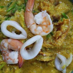 ข้าวผัดผงกะหรี่