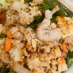 ข้าวผัดหมูชิ้น