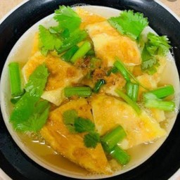 แกงจืดไข่น้ำ