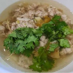 แกงจืดต้มบ๊วยหมูสับ