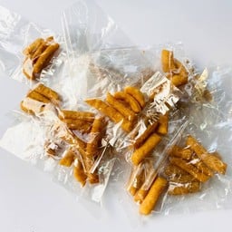 โก๋กรอบ 1 ชุด มี 3 ห่อ