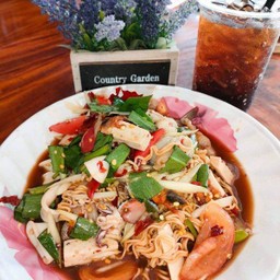 ตำมาม่าทะเลรวม