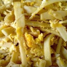 หน่อไม้ผัดไข่