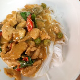 กล้วยทอดแย้แย และของทานเล่น เข้าซ.17ทางเดียว