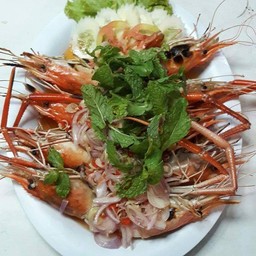 พล่ากุ้งก้ามกรามเผา ครึ่งโล