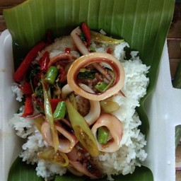 อาหารตามสั่งครัวหลังค่าย