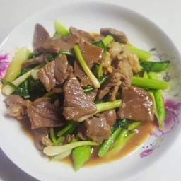 เนื้อผัดน้ำมันหอย