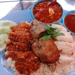 มันหน้าแดก ข้าวมันไก่โพธิ์สาร 3