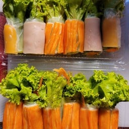 ตุ๊กกะยอด