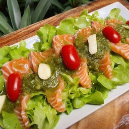 ยำแซลมอนวาซาบิ