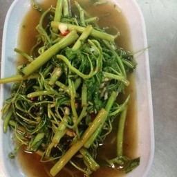 กระเฉดไฟแดง