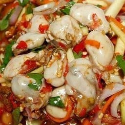 สุกานดา ยำปลาดุกฟู ตลาดโชคชัย 4