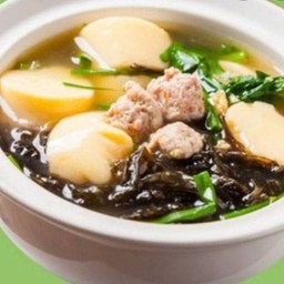 แกงจืดเต้าหู้สาหร่าย
