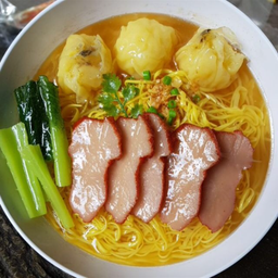 บะหมี่เกี๊ยวป้าอร