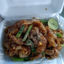 ผัดซีอิ๊วหมู