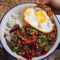 ร้านข้าวคอหมูย่าง น้ำจิ้มแจ่ว/ลาบแซ่บ/ยำซี๊ด/กระเพราพริกแห้งอร่อย