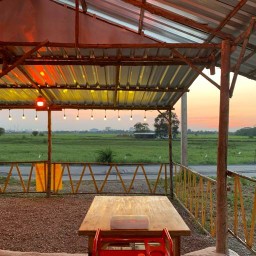 ร้านลาบยโสนม6