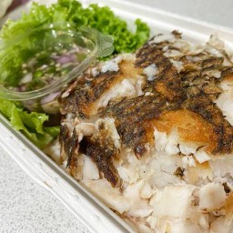 ข้าวหน้าปลาแกะ (Fish Sheep)