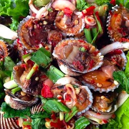 ยำหอยเเครง