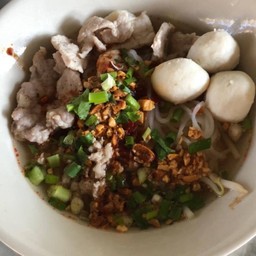 ก๋วยเตี๋ยวหมูต้มยำป้าหน่อย-ปากคลอง