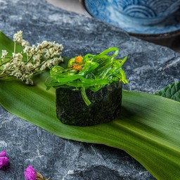 1) ยำสาหร่าย