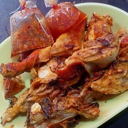 ไก่ย่างครึ่งตัว