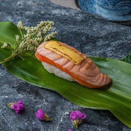 28) แซลมอนย่างชีส