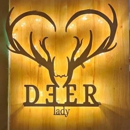 DeerLady cafe