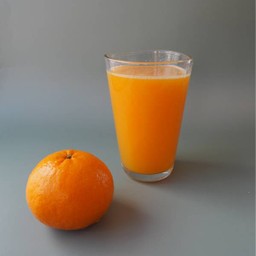 S01 Fresh Squeeze Orange Juice น้ำส้มคั้นสด 