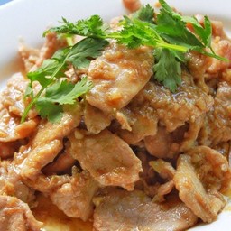 ข้าวไก่กระเทียม