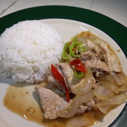 ข้าวราดผัดพริกหยวกหมู-ไก่
