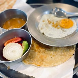 โรตีธรรมดา+แกงถั่ว+ไข่ดาว