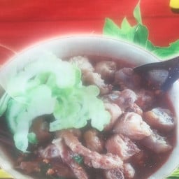 ปิ่น&วิว ยำแซ่บ เพชรเกษม93