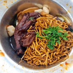 บะหมี่อบขาห่าน