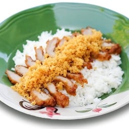 ข้าวหมูสามชั้นทอด