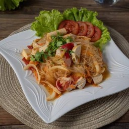 ยำวุ้นเส้นทะเล