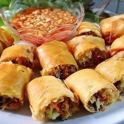 เปาะเปี๊ยะทอด (หลากหลายไส้)