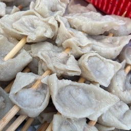 ร้านยำลูกชิ้นเยาวราช