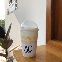 นมสด คาราเมลเย็น